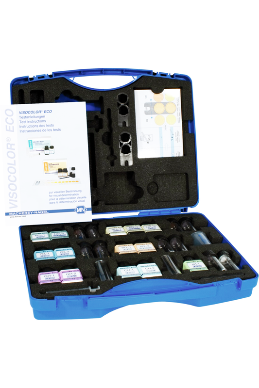 Der VISOCOLOR Fish Analysenkoffer für Fischereigewässer wurde speziell für die Anforderungen zur Untersuchung von Fischereigewässern entwickelt. Er vereint Reagenzien und Zubehör für die 6 wichtigsten Wasserparameter:
Ammonium
Nitrat
Nitrit
Phosphat
pH
Gesamthärte