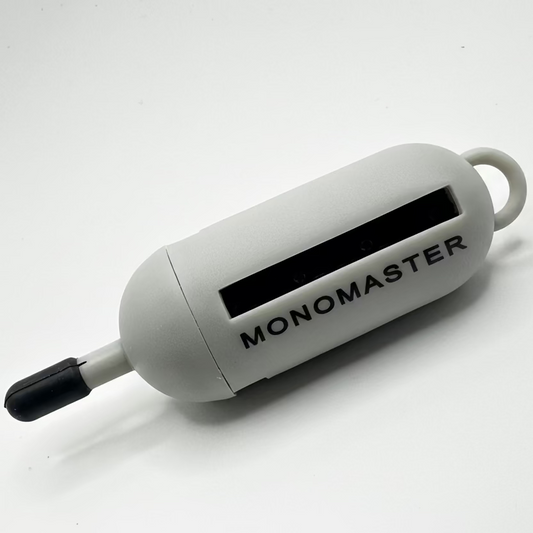 Der Monomaster ist ein kleines Werkzeug mit großer Wirkung. Wer ihn nutzt,  rettet ganz konkret Tierleben. Ein sinnvolles Zubehör für alle, die Angeln und Naturschutz miteinander verbinden wollen.